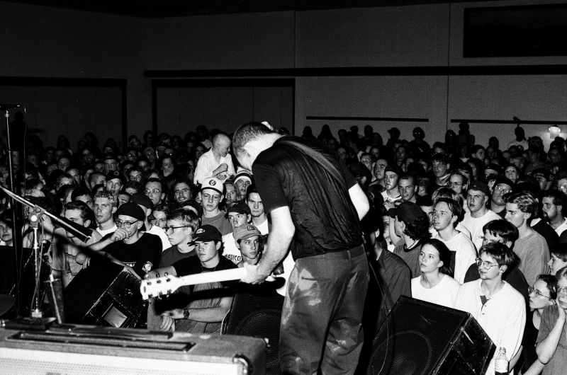 File:Fugazi1995-10-20 (13).jpg