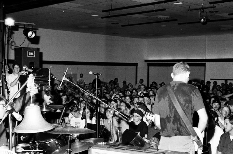 File:Fugazi1995-10-20 (37).jpg