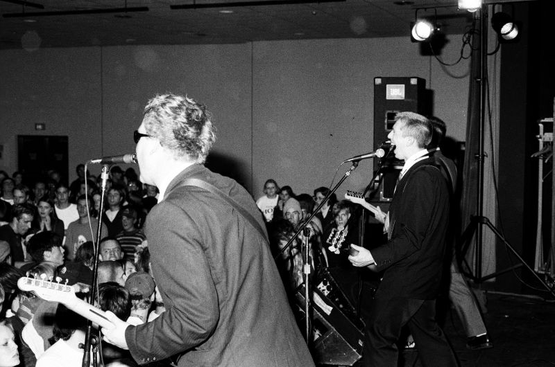 File:VampireLezbos1995-10-20 (3).jpg